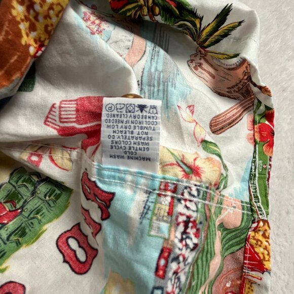 Reyn Spooner Kids Boston Red Sox Scenic Button-Up Hawaiian Shirt XL White/Green - Picture 4 of 7